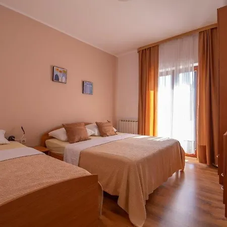 Stefano Apartment